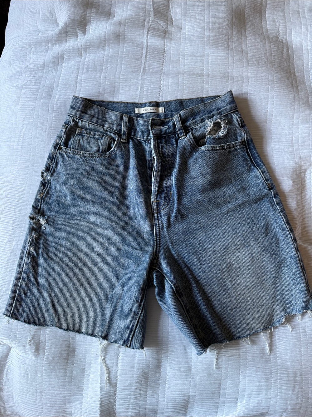PacSun Distressed High-Rise Denim Cutoff Shorts - Medium Blue